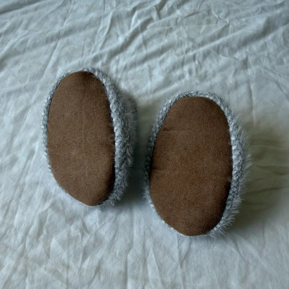 Like New! Gray Fuzzy Baby Boots